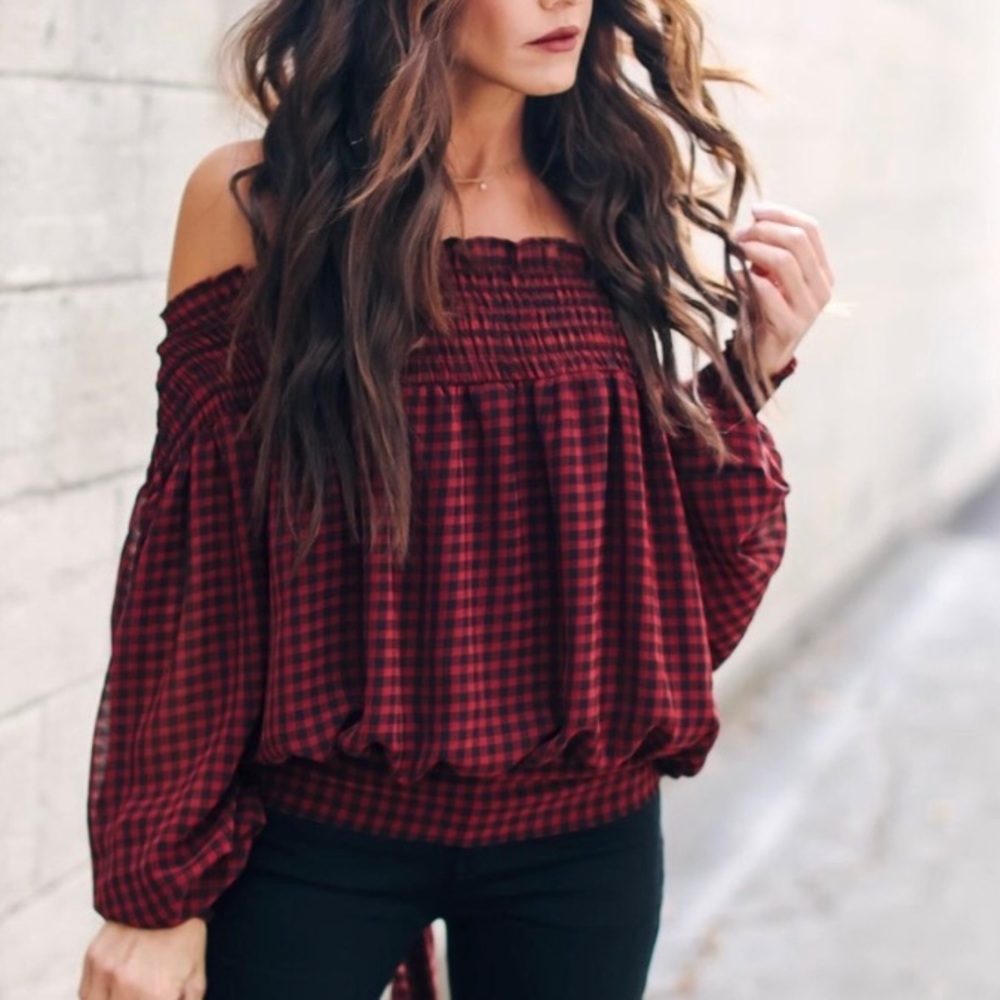 Vici gingham smocked top